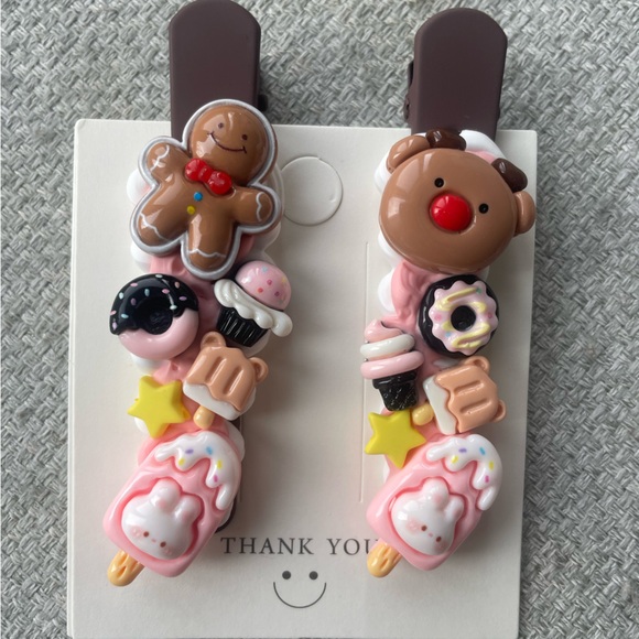 Hair Clips - Picture 1 of 7